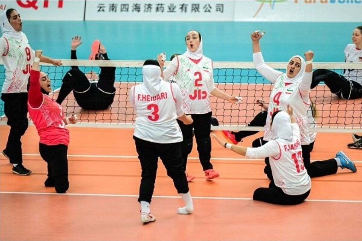 قرار بود تیم‌های ملی و «ب» والیبال نشسته ایران در قالب تورنمنتی بین المللی در دو بخش زنان و مردان، میزبان روسیه و قزاقستان باشند و دیدار‌هایی را با این دو تیم برگزار کنند، اما با انجام تغییراتی، این رقابت بین‌المللی در بخش بانوان برگزار نمی‌شود.