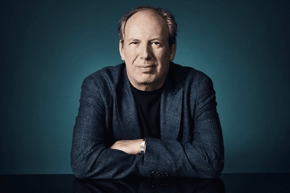 آهنگساز هالیوودی مسئولیت ساخت موسیقی اصلی سریال تلویزیونی پیش‌تولید «هری پاتر» را بر عهده گرفته‌ است.