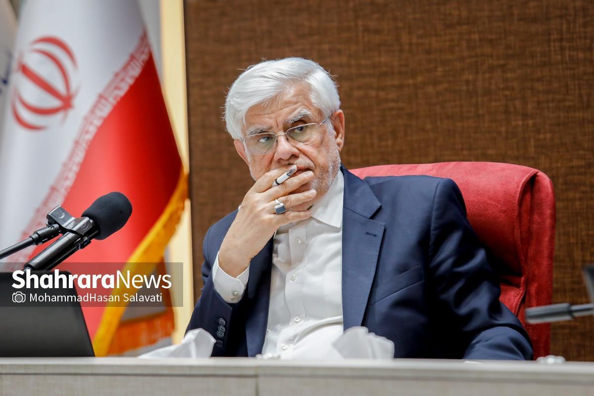 معاون اول رئیس‌جمهور با انتقاد از قیمت بالای گوشت قرمز در برخی مراکز عرضه، وزارت جهاد کشاورزی را موظف کرد با همکاری پلیس امنیت اقتصادی، اقدامات لازم را برای جلوگیری از قاچاق گوشت انجام دهد؛ همچنین مجوزهای لازم برای واردات گوشت گوسفندی از کشورهای همسایه شمالی جهت تنظیم بازار داخلی صادر شود.