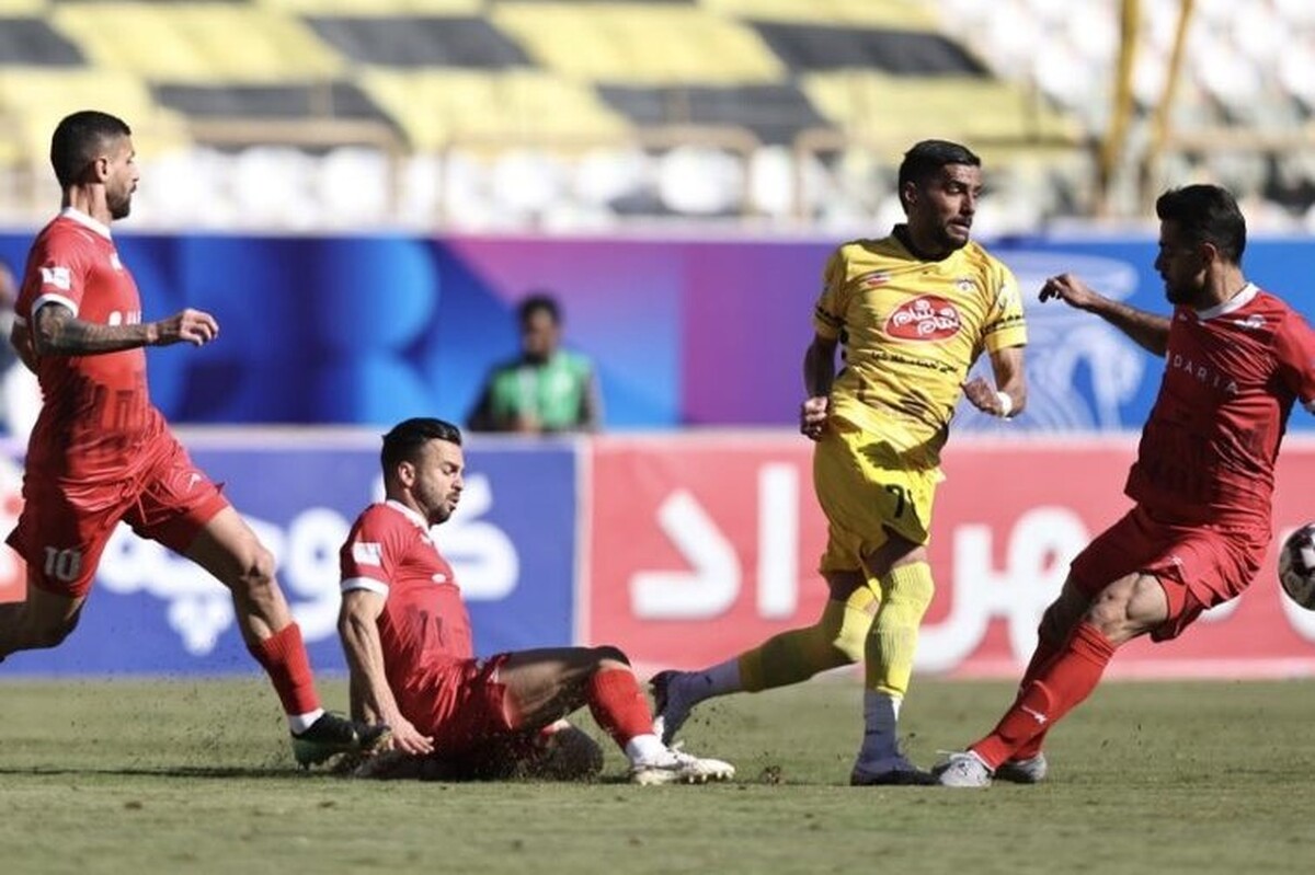 بازیکنان پرسپولیس ۲ میلیارد هم نمی‌ارزند!