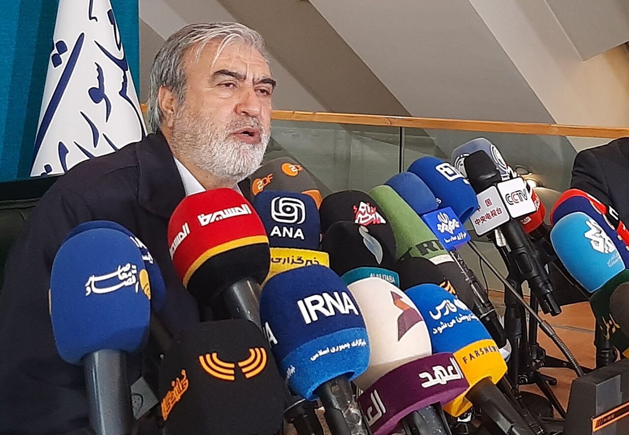 رئیس کمیسیون امنیت ملی: اعتراض، نقد و انتقاد حق ملت ایران است