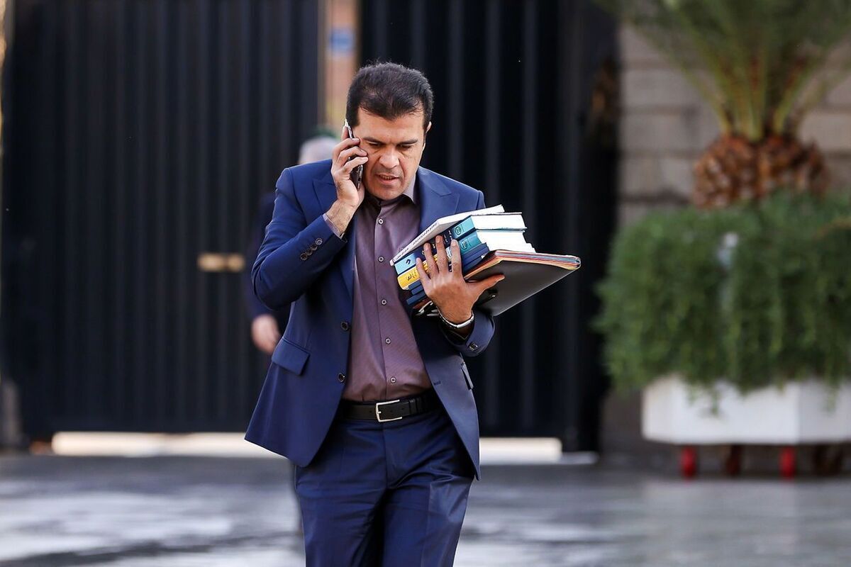 معاون علمی رئیس‌جمهور: اینترنت کشور تا آخر هفته به وضعیت عادی بازمی‌گردد + فیلم