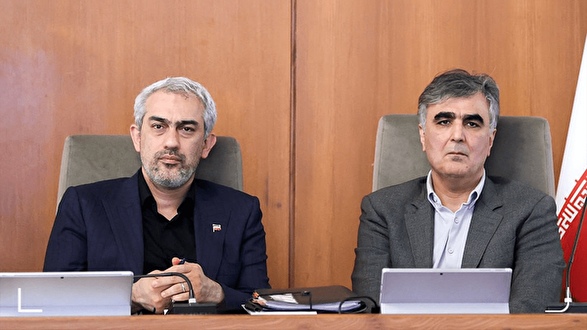 دولت در حال بررسی تغییر رئیس کل بانک مرکزی است