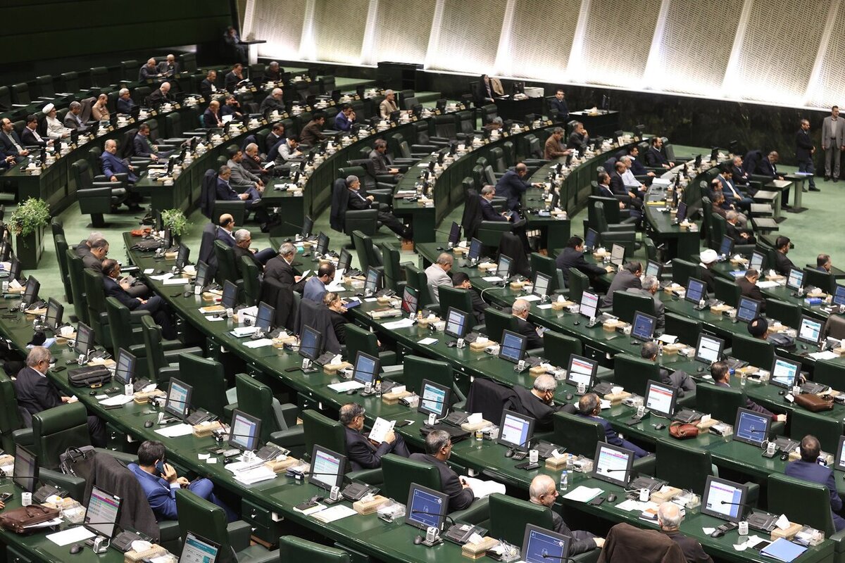 نمایندگان مجلس شورای اسلامی با ارجاع گزارش تحقیق و تفحص از عملکرد وزارت ورزش و جوانان درخصوص عملکرد اداره کل ورزش و جوانان استان خوزستان به قوه قضائیه موافقت کردند.