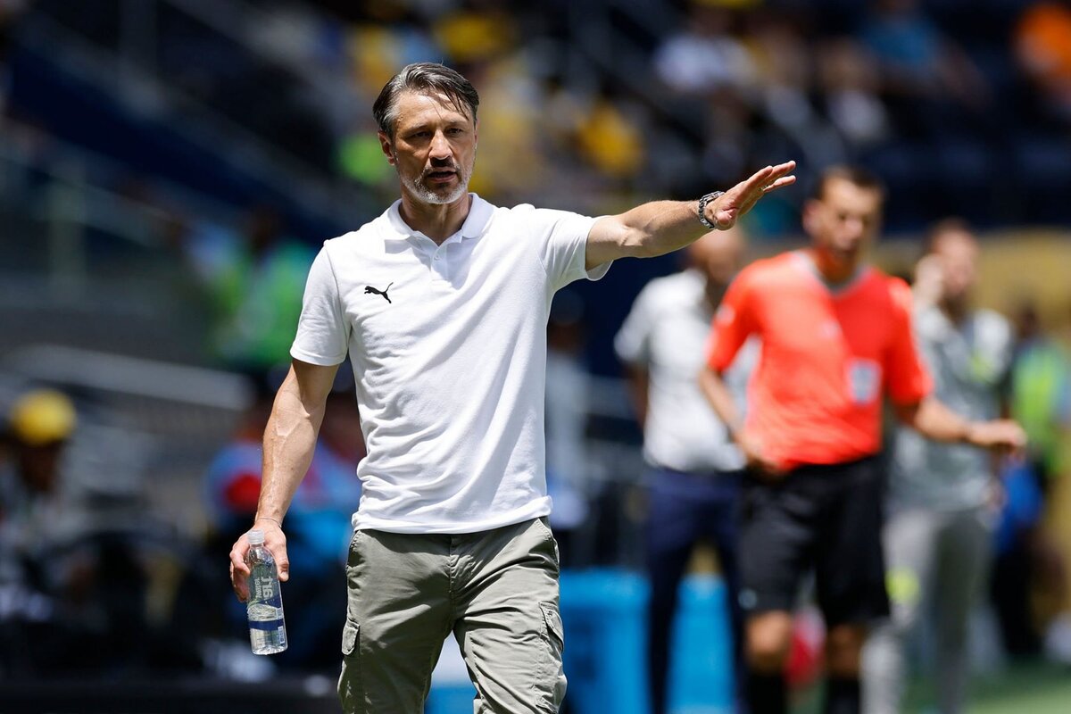 مدیران باشگاه منچستریونایتد برای انتخاب سرمربی دائمی تیم شان به دنبال یک گزینه کروات هستند.