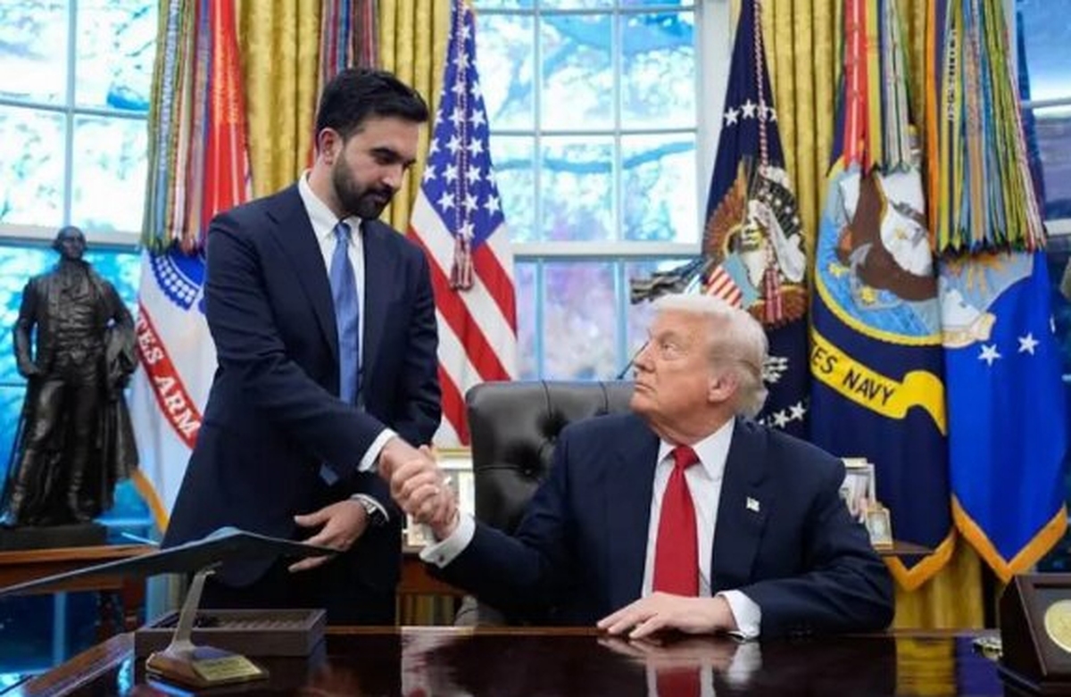 شهردار نیویورک خواستار لغو ممنوعیت سفر هواداران به جام جهانی شد و عنوان کرد: تمام مردم جهان باید بتوانند به آمریکا بیایند.