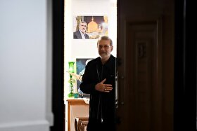 علی لاریجانی به دیدار خانواده شهیدان حاجی‌زاده و باقری رفت