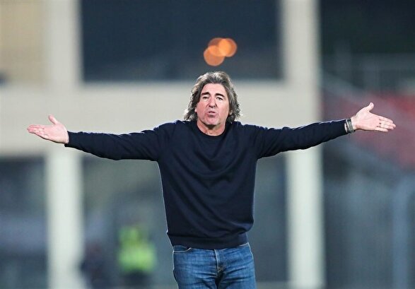 بقای ساپینتو در استقلال