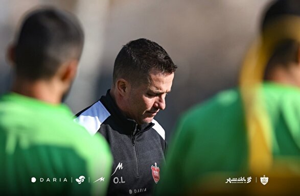 اوسمار کدام بازیکنان را خط می‌زند؟