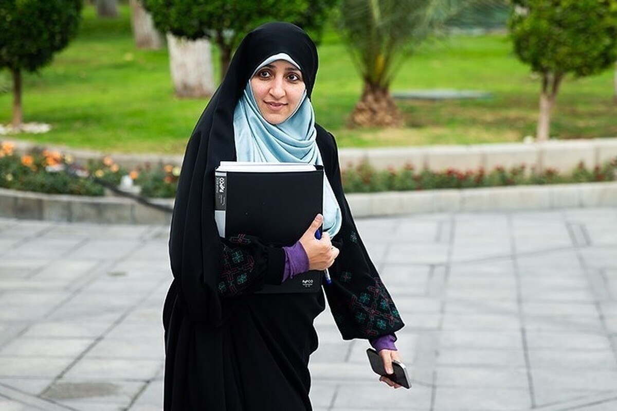 معاون امور زنان و خانواده رئیس جمهور ضمن تحلیل ابعاد مختلف پیشنهاد «مرخصی قاعدگی به زنان»، بر به ضرورت رسمیت شناختن مرخصی قاعدگی برای دختران در مقاطع تحصیلی تاکید کرد.