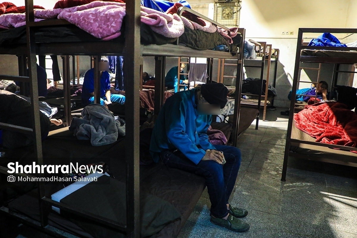 معاون شهردار و رئیس سازمان فرهنگی و اجتماعی شهرداری مشهد گفت: از تاریخ ۲۵ آبان تا ۲۹ دی ۱۴۰۴، گرمخانه‌های شهرداری مشهد ۵۵۲۶ نفر را در قالب خدمات اضطراری برای افراد بی‌سرپناه و بی‌خانمان پذیرش کرده‌اند.