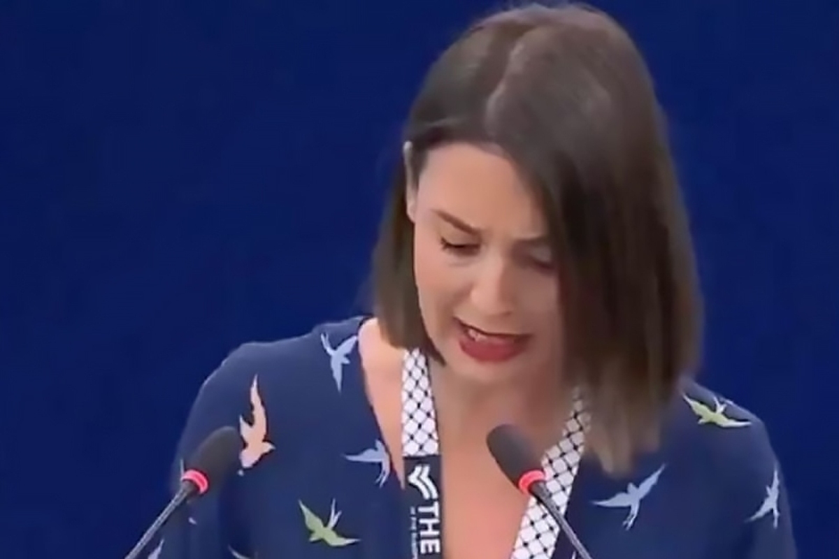 نماینده اسپانیا در پارلمان اروپا: ترامپ به‌دنبال نفت ایران است + فیلم