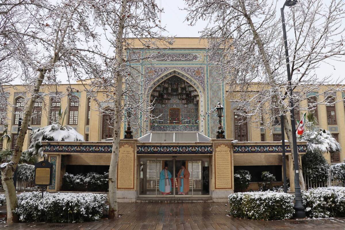 آیین وقف‌نامه‌ای جشن میلاد امام حسین (ع) با حضور وزیر میراث‌فرهنگی، گردشگری و صنایع‌دستی، در کتابخانه و موزه ملی ملک، موقوفه فرهنگی آستان قدس رضوی در تهران، برگزار می‌شود.