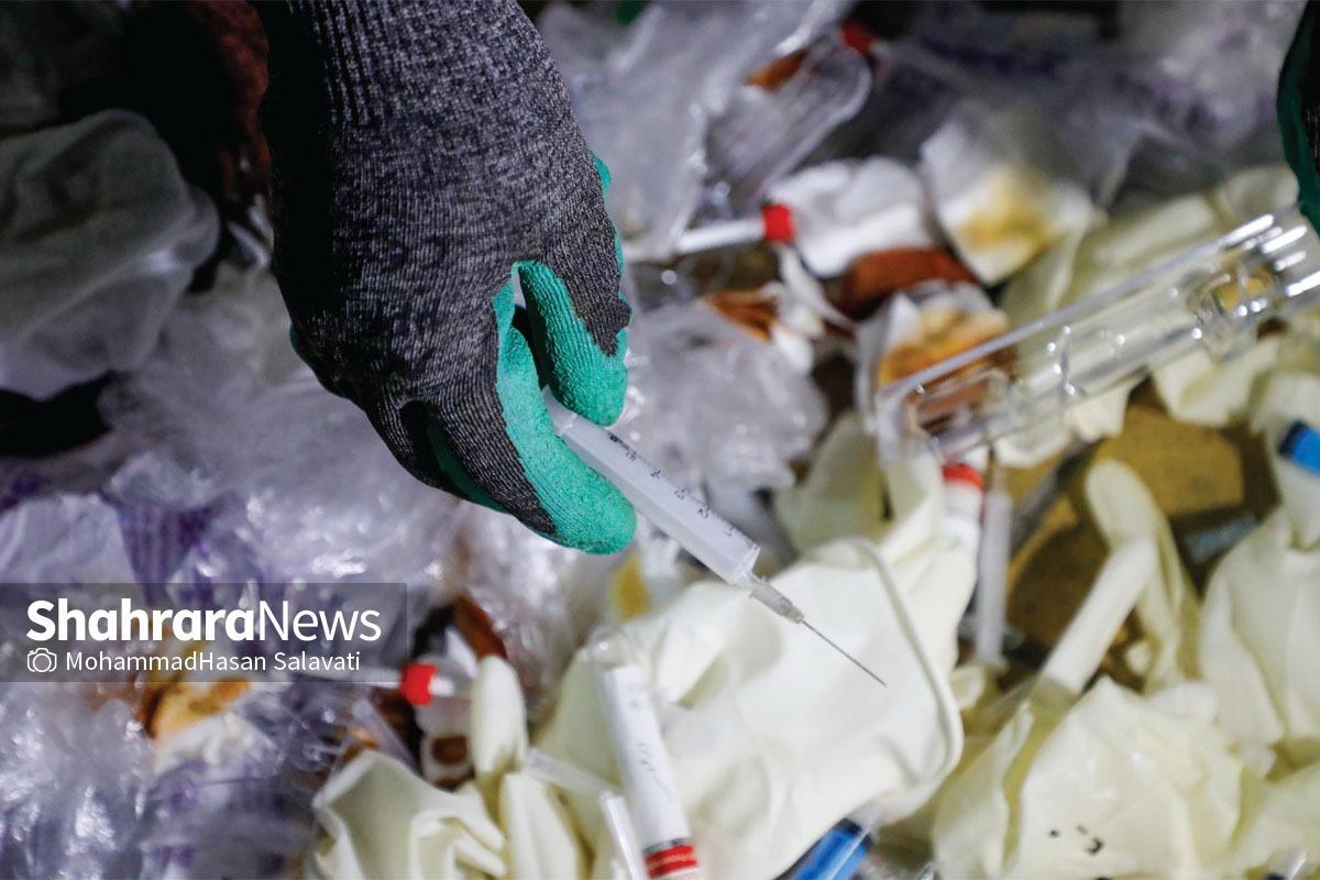 گزارش ویژه از پسماند‌های عفونی رهاشده در کوچه‌های احمدآباد مشهد | سرنگ‌ها روی زمین، قانون زیر پا