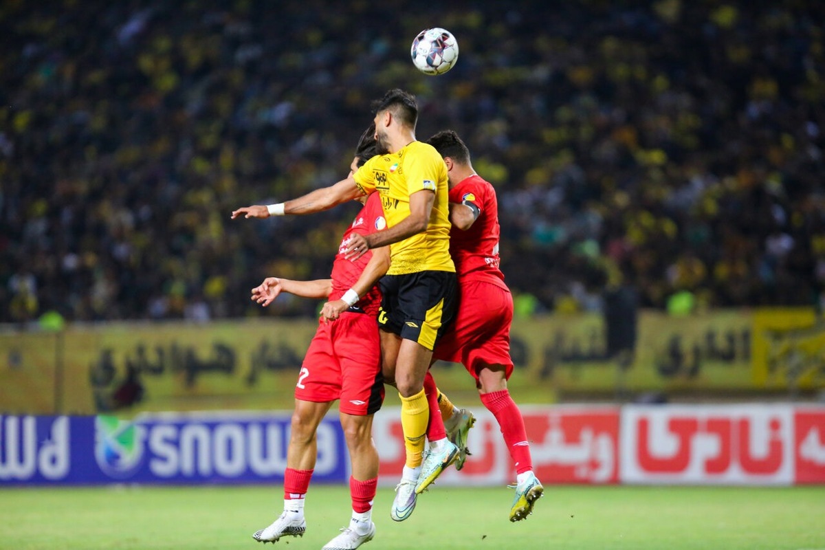 تاریخ و ساعت بازی تیم‌های تراکتور و سپاهان (۱۲ بهمن ۱۴۰۴) | حمله به صدر