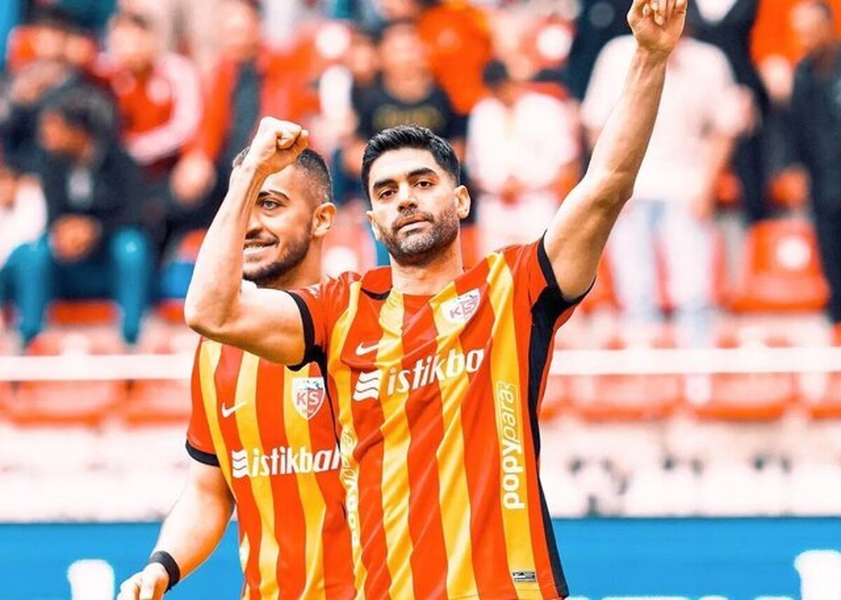 بازگشت کریمی به فوتبال ایران