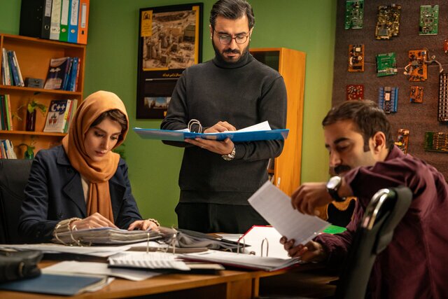 معرفی فیلم «جهان مبهم هاتف» ساخته مجید رستگار با حضور رضا کیانیان + عکس، خلاصه داستان و بازیگران معرفی فیلم «جهان مبهم هاتف» ساخته مجید رستگار با حضور رضا کیانیان + عکس، خلاصه داستان و بازیگران