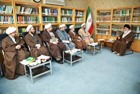 آیت‌الله علم‌الهدی تاکید کرد: تبیین فقهی مسائل روز جامعه در حوزه علمیه، ضرورت احیای مبانی فکری و نظری امام خمینی (ره)