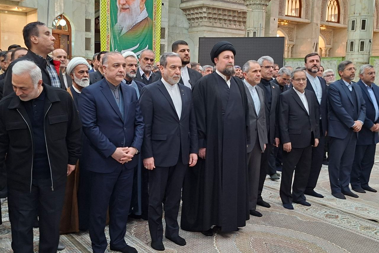 عراقچی: هیچگاه دیپلماسی را رها نکردهایم | لزوم پرهیز از اعمال زبان زور با ملت ایران عراقچی: هیچگاه دیپلماسی را رها نکردهایم | لزوم پرهیز از اعمال زبان زور با ملت ایران