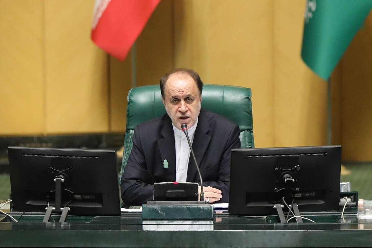 حاجی‌بابایی: بررسی لایحه بودجه ۱۴۰۵ از یکشنبه آغاز خواهد شد | عزیمت نمایندگان به مرقد مطهر امام‌خمینی(ره)