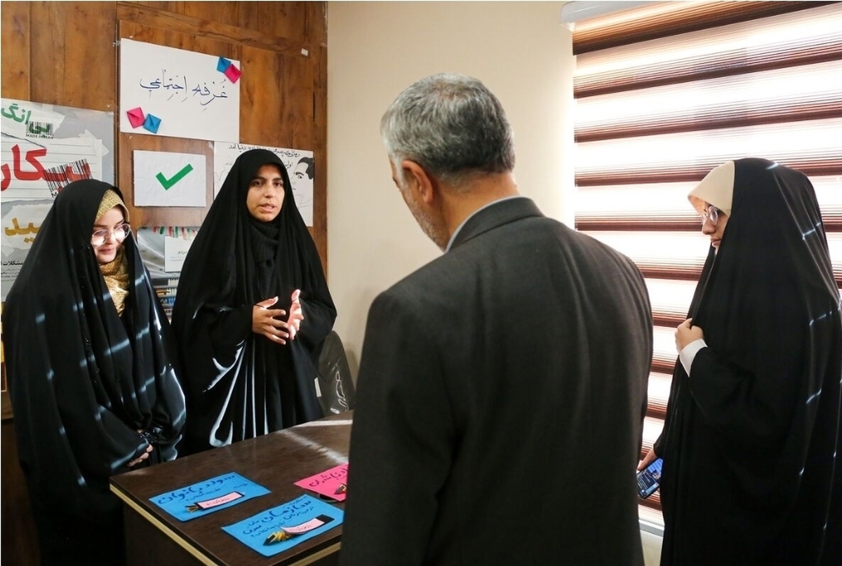 رویداد «مدرسه انقلاب» در مشهدالرضا (ع)، روایت جهاد تبیین دختران انقلاب در گام دوم