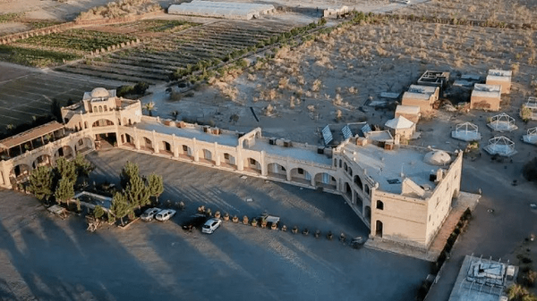 این روستا بیکار ندارد !