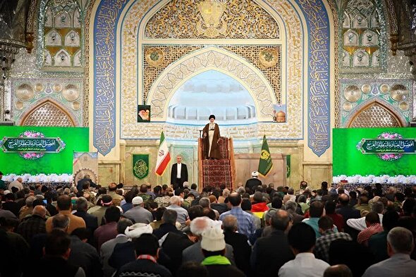 آیت الله علم الهدی: مقتدرانه و عزتمندانه در مسیر دیپلماسی قدم بردارید | مذاکره، سیاست‌بازی آمریکاست