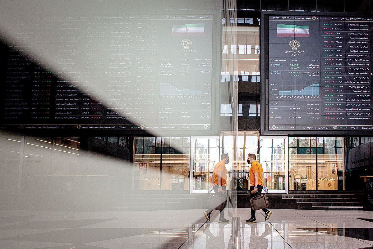 ترمز بورس کشیده شد | رشد ۱۰ هزار واحدی بورس با کمک بزرگان (۱۹ بهمن ۱۴۰۴)