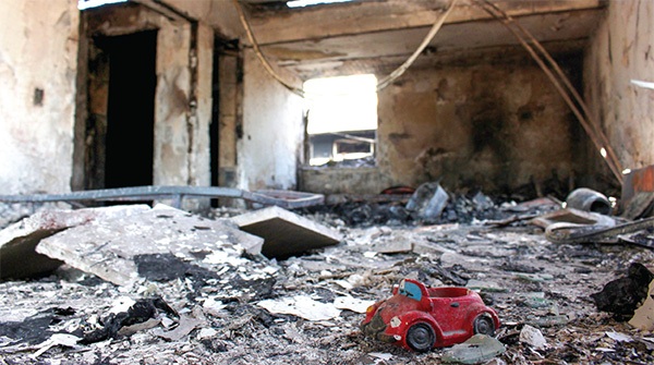 نجات معجزهآسای اهالی خانهای در وکیلآباد مشهد از چنگ اغتشاشگران نجات معجزهآسای اهالی خانهای در وکیلآباد مشهد از چنگ اغتشاشگران