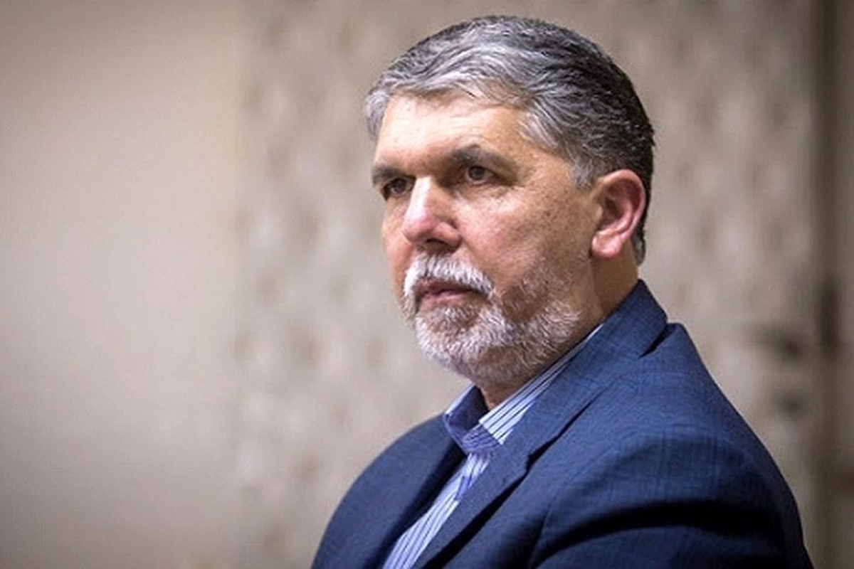 سیدعباس صالحی وزیر فرهنگ در پیامی به چهل و چهارمین جشنواره تئاتر فجر نوشت: جشنواره تئاتر فجر، صحنه‌ای برای تجلی پایداری، امیدواری و استقامت ملت ایران است.