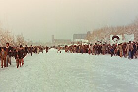 مروری بر تظاهرات روز به روز مردم انقلابی مشهد در زمستان ۱۳۵۷ خورشیدی | بهمن پیروز