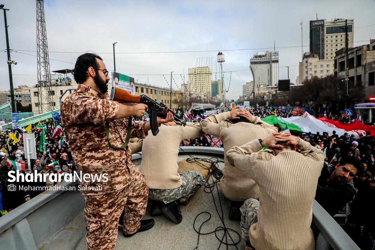 گزارش تصویری | راهپیمایی مردم مشهد در یوم الله ۲۲ بهمن -۳