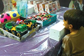 مجموعه های خیریه مشهد، تأمین مایحتاج نوروز نیازمندان را آغاز کرده اند | شادی در  خانه ایتام