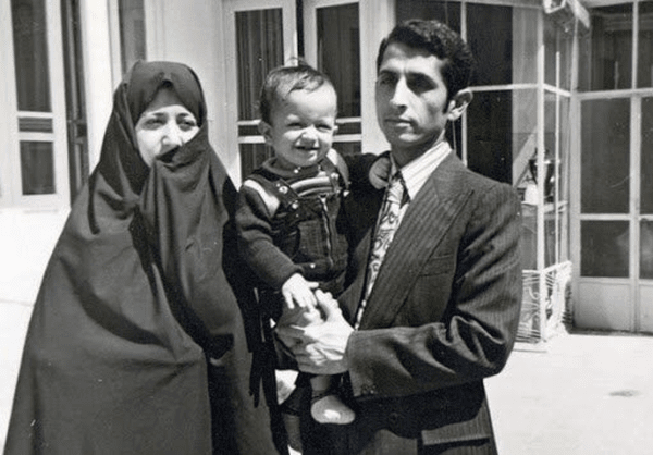 از آرزوی مرگ تا سلول انفرادی؛ روایت بانوی ۱۸ سالهای که شکنجه را به چشم دید از آرزوی مرگ تا سلول انفرادی؛ روایت بانوی ۱۸ سالهای که شکنجه را به چشم دید