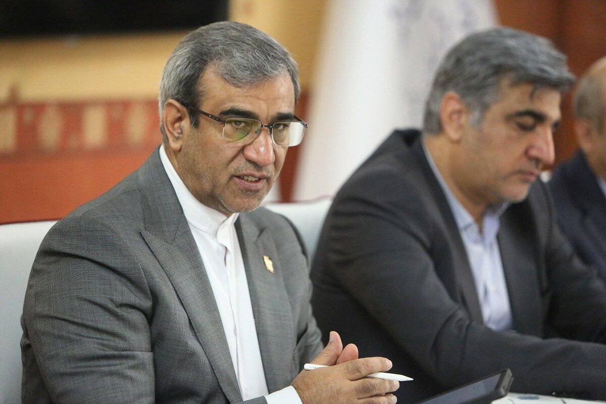 استاندار خراسان رضوی: بین ۳۴ تا ۳۷ درصد تخت‌های بیمارستانی مشهد، توسط زائران استفاده می‌شوند