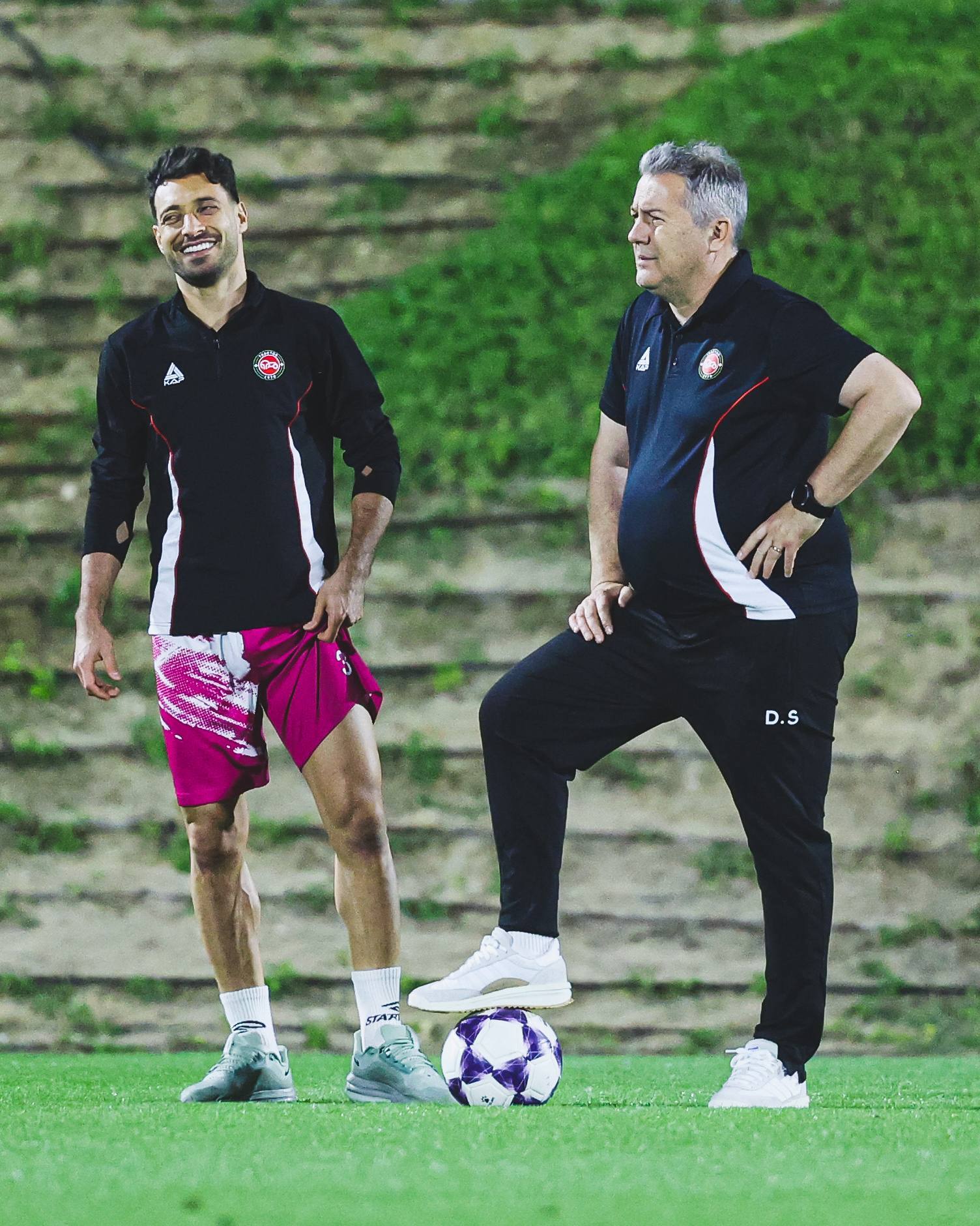 پایان اختلاف یا نمایش آرامش؟ | تصویر مشترک اسکوچیچ و شجاع در تمرین تراکتور + عکس