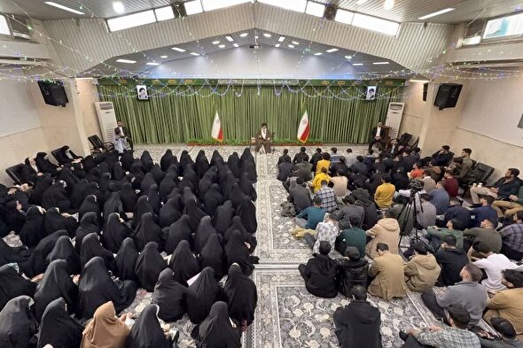 آیت‌الله علم‌الهدی: بی‌حوصلگی، آفت بزرگ جوان انقلابی است | دشمن می‌داند با ایستادگی جوان مؤمن در سنگر فکری، هیچ سلاح نظامی کارساز نیست