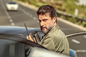 مهدی حسینی‌نیا و شهرام حقیقت دوست در پشت صحنه «برتا» + عکس