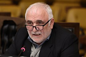 خودروسازی‌ها باید به متخصصان دلسوز دارای اهلیت واگذار شود