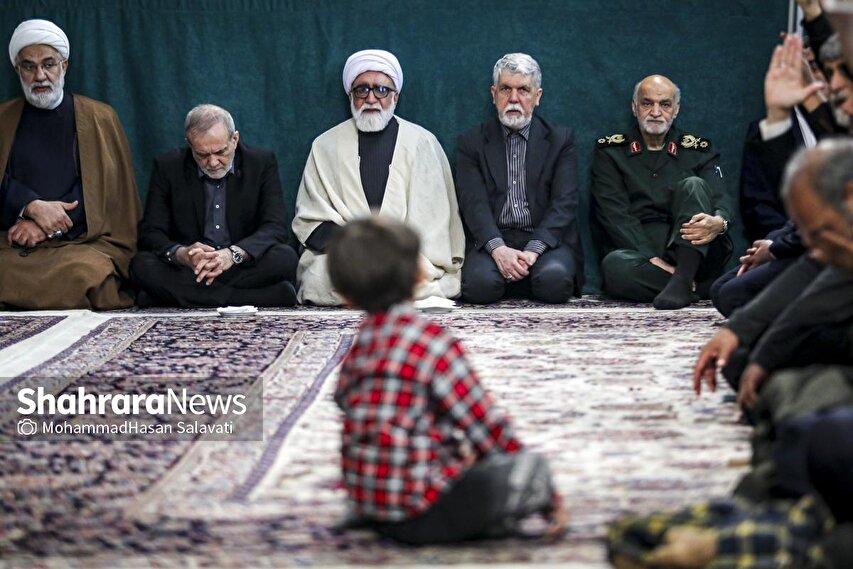 گزارش تصویری | مراسم چهلم شهدای حوادث دی ماه در حرم مطهر رضوی با حضور رئیس جمهور