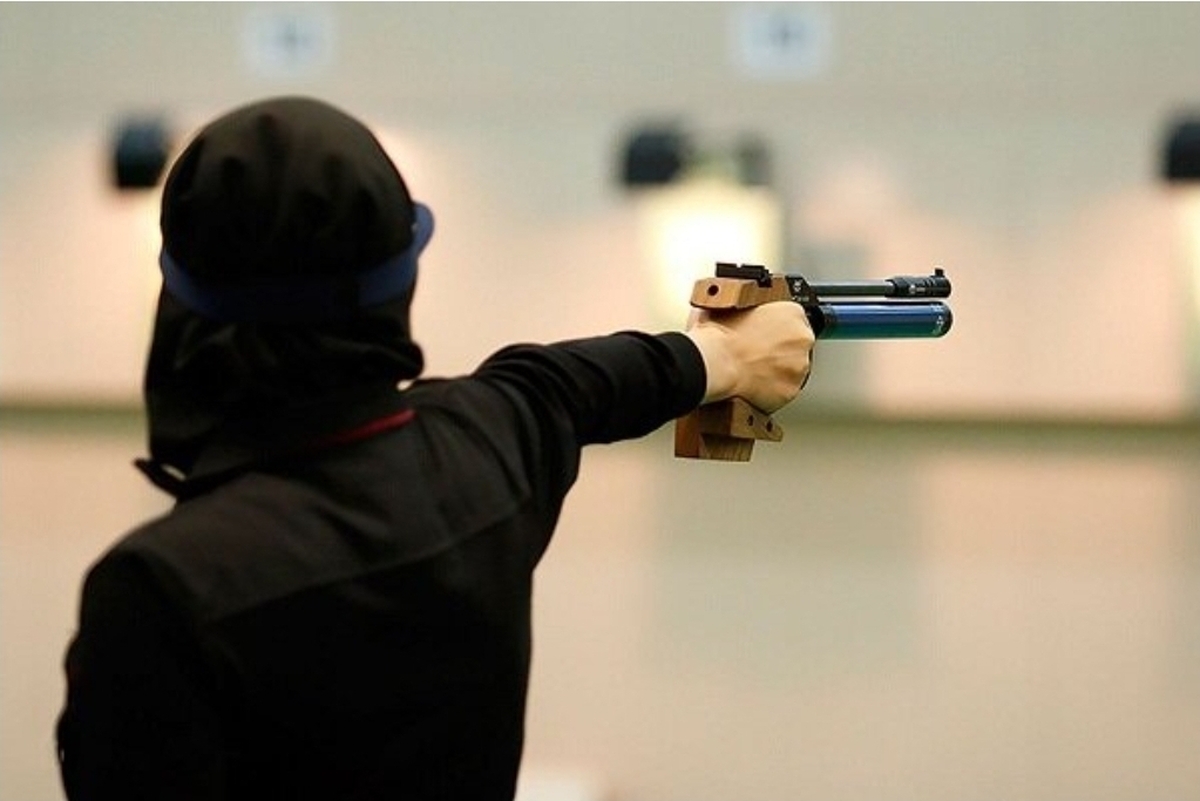 قهرمان هجدهمین دوره لیگ برتر تپانچه بانوان در سال ۱۴۰۴ با برگزاری تنها دیدار معوقه مشخص شد.