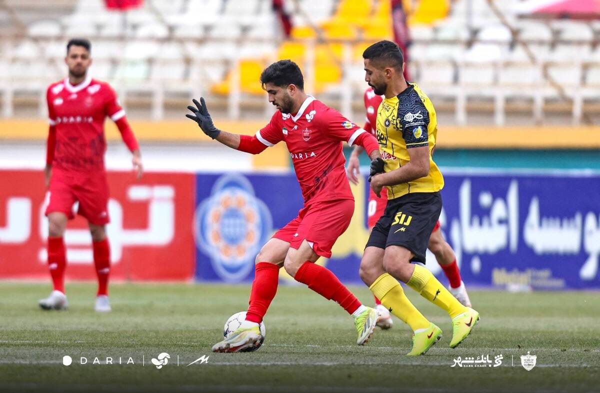 جدول لیگ برتر ایران در پایان هفته هفدهم (۳ بهمن ۱۴۰۴) | صدر در تسخیر سرخ‌های پایتخت