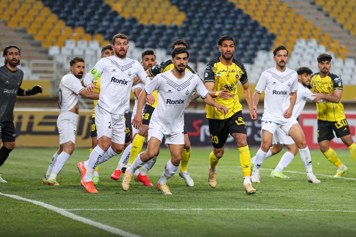 مسئولان باشگاه ملوان بندرانزلی از بازگشت امتیازات کسرشده مقابل استقلال و تراکتور اطمینان دارند!