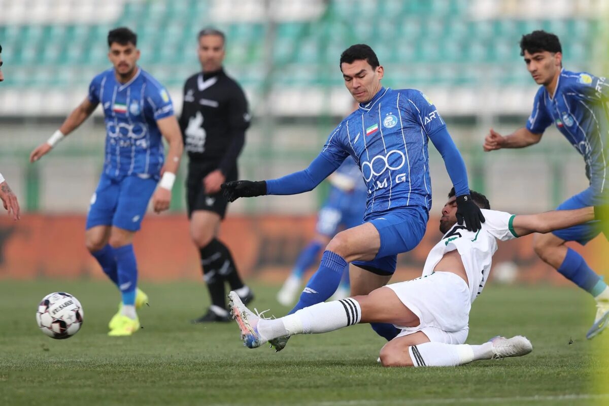 مجوز خروج آشورماتوف صادر نشد