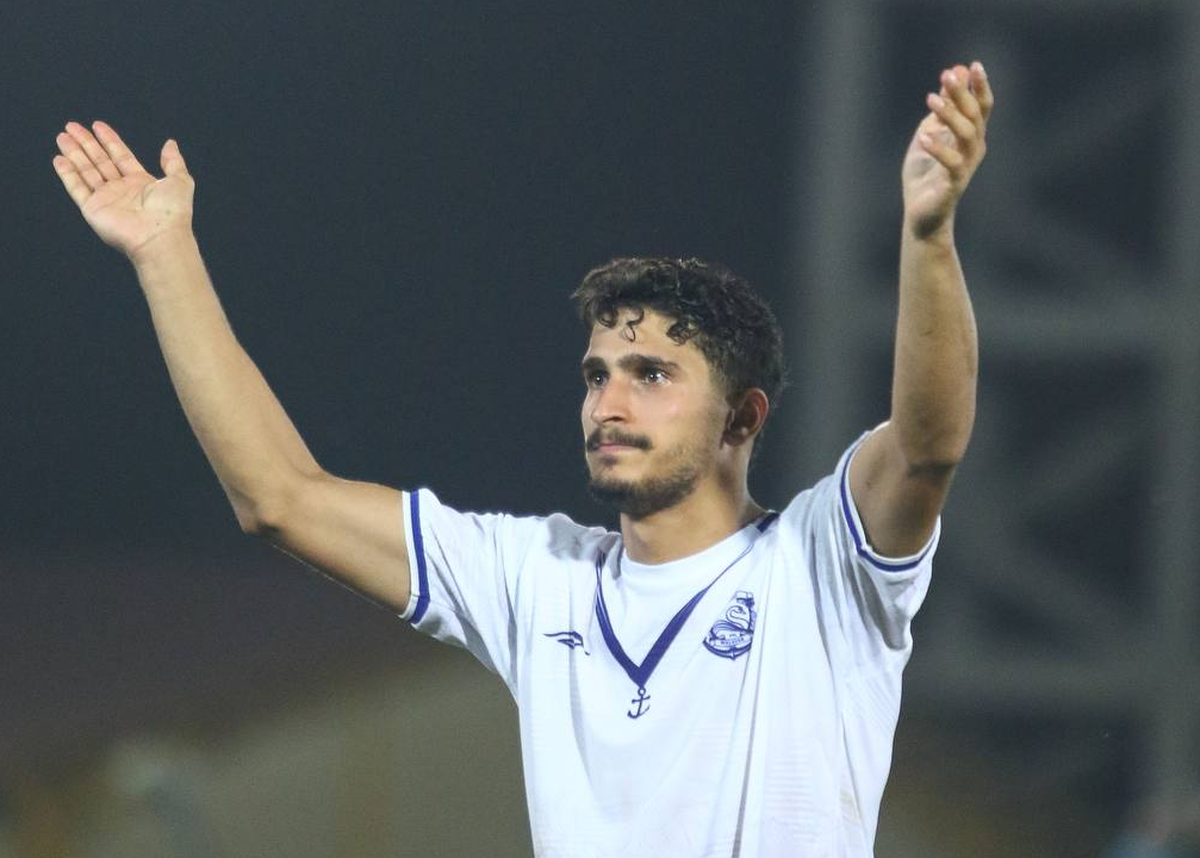 باشگاه ملوان برای بازگشت تورانیان به استقلال رضایت داد تا این بازیکن به تیم سابقش بازگردد و رقابت را در جناح راست استقلال بسیار داغ و حساس کند.