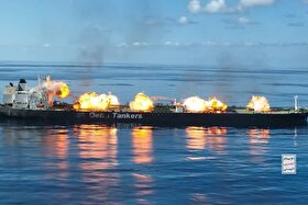 ویدئو | تصاویر تازه یمنی‌ها از حمله به کشتی انگلیسی در دریای سرخ