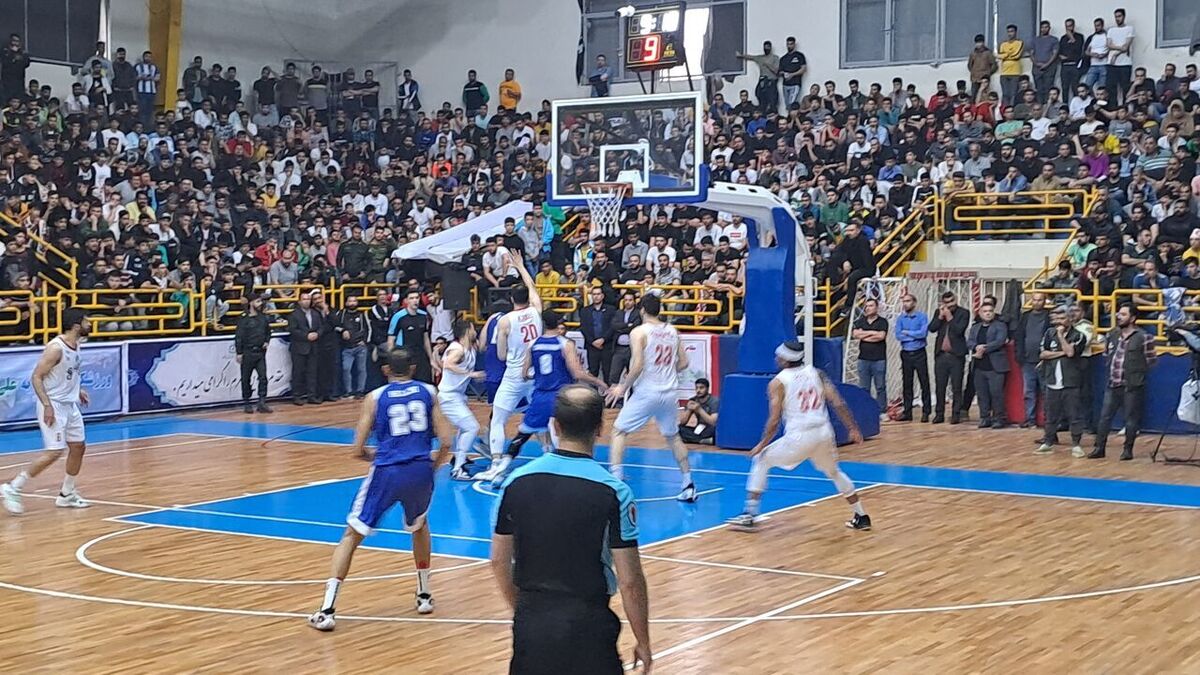 در پایان هفته نوزدهم لیگ برتر بسکتبال، تیم‌های شهرداری گرگان و کاله به صدر جدول رسیدند.