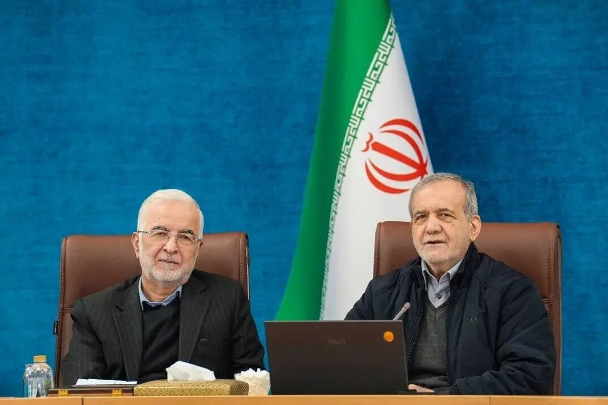 پزشکیان: آمریکا و اروپا نگران مردم ایران نیستند | هدف و طمع اصلی آمریکا و اروپا نفت و گاز ایران است