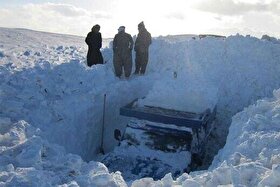 ویدئو| نجات معجزه‌آسای راننده‌ای که ۶ روز در برف گیر کرده بود