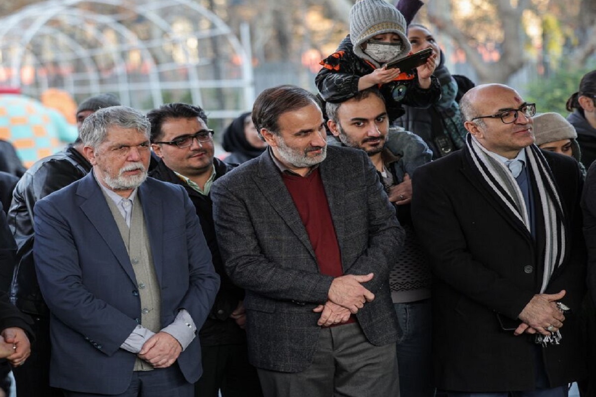 گزارشی از ششمین روز جشنواره تئاتر فجر ۱۴۰۴ با حضور وزیر فرهنگ